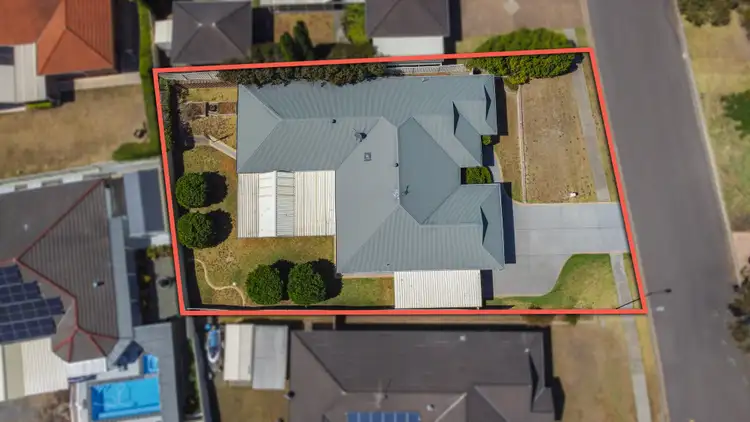 Second view of Homely house listing, 7 Honeyoak Drive, Aberglasslyn NSW 2320