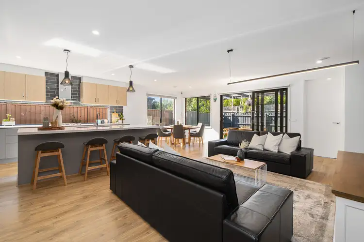 34 Barnett Avenue, Carrum Downs VIC 3201