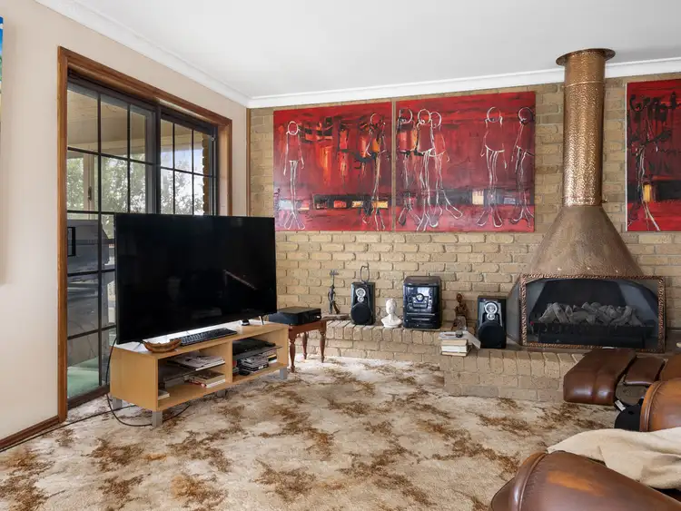 Fifth view of Homely house listing, 10 Amstel Close, Bacchus Marsh VIC 3340