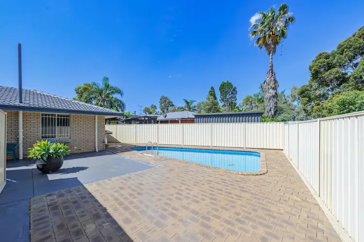 15 Moir Place, Midvale WA 6056