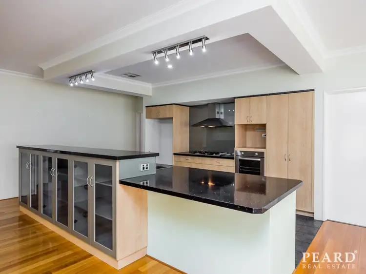 30 Lockeport Approach, Madeley WA 6065