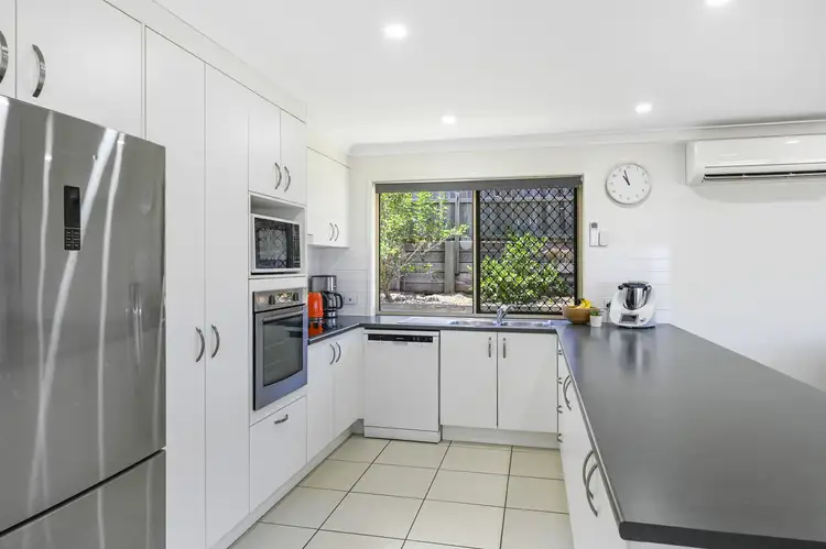 Sixth view of Homely house listing, 17 Rubie Court, Westbrook QLD 4350