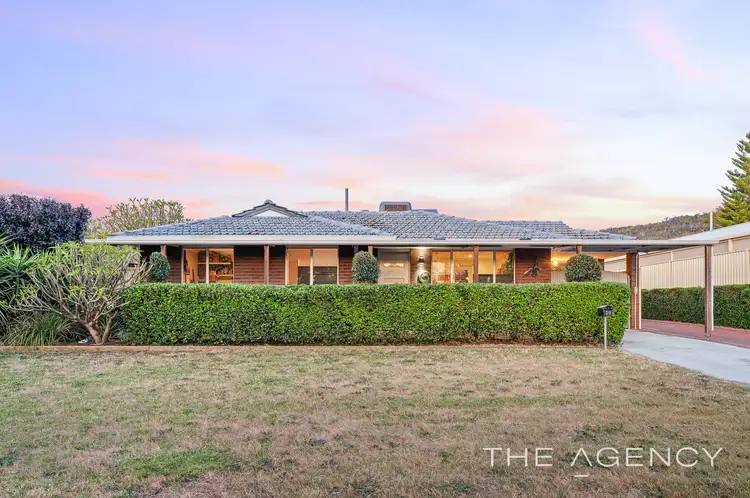 29 Blackburne Drive, Kelmscott WA 6111