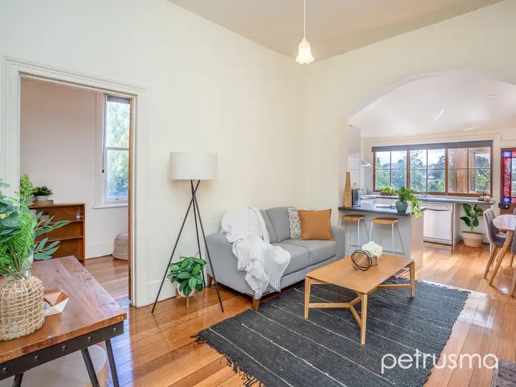 8 Lincoln Street, Sandy Bay TAS 7005