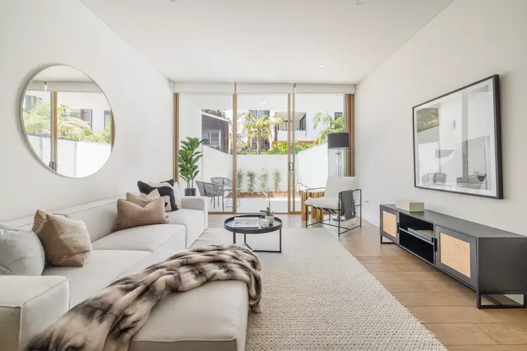 713 Elizabeth Street