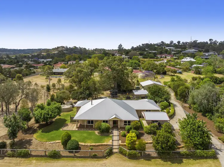 1 Bauer Court, Hodgson Vale QLD 4352