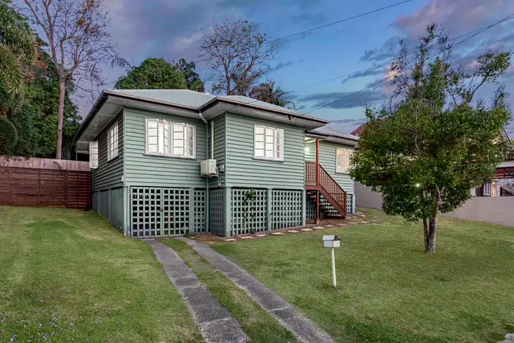 20 Brinawa Street, Camp Hill QLD 4152