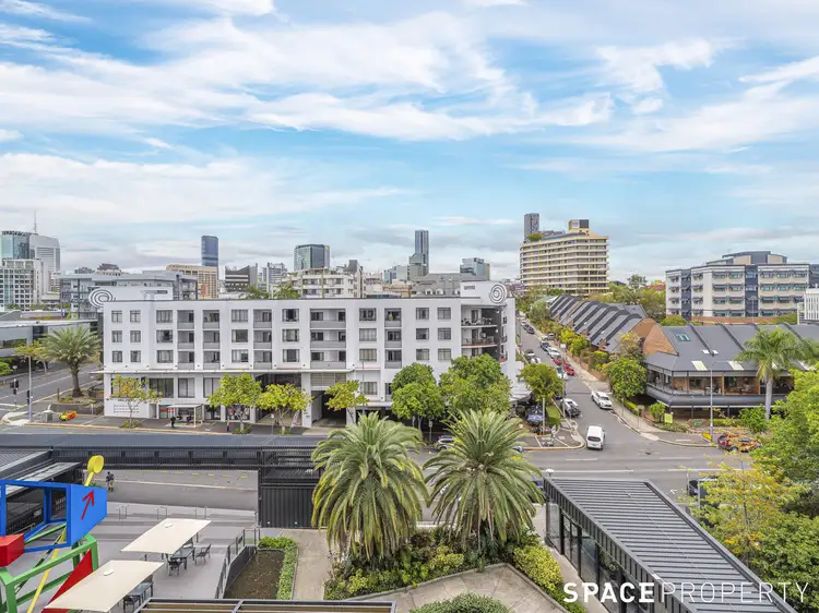 Fourth view of Homely apartment listing, 819/477 Boundary Street, Spring Hill QLD 4000