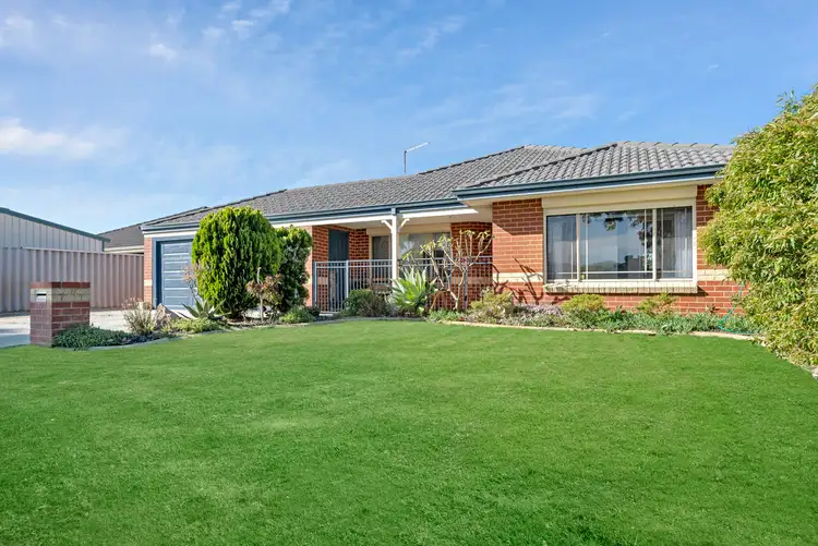 10 Mistletoe Drive, Banksia Grove WA 6031
