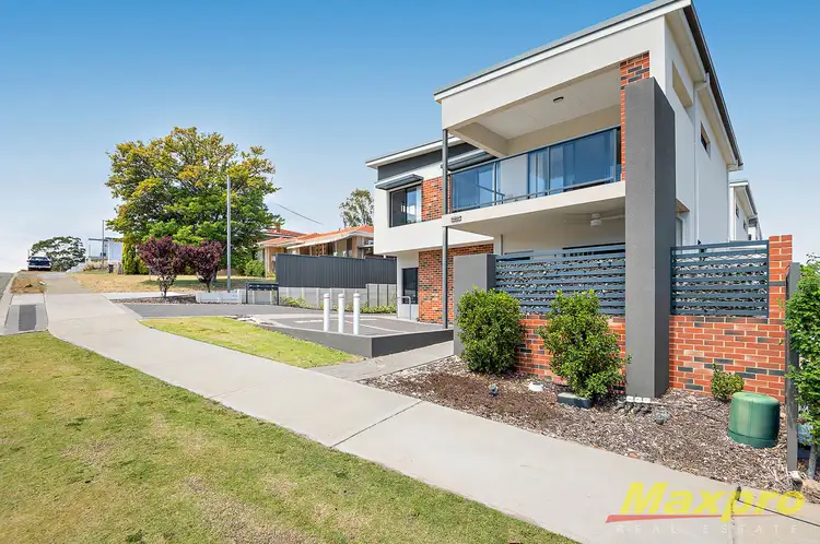 Third view of Homely apartment listing, 2/4 Kennerly Street, Cloverdale WA 6105