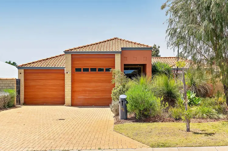 44 Oakhill Drive, Canning Vale WA 6155