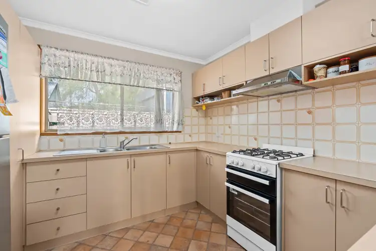 Sixth view of Homely unit listing, 11/204 York Street, Sale VIC 3850