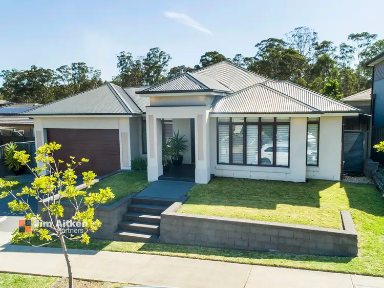 18 Marine Way, Jordan Springs NSW 2747