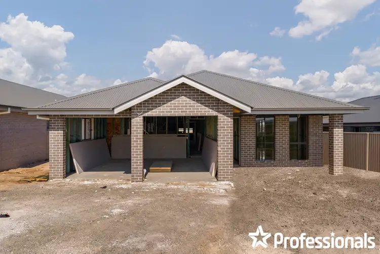 60 Basalt Way, Kelso NSW 2795