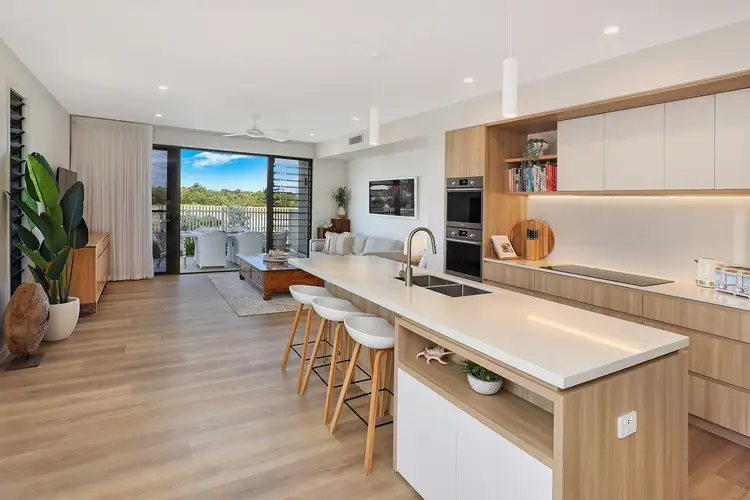 1 Tailslide Crescent, Bokarina QLD 4575