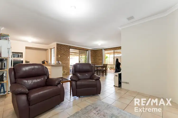 Fifth view of Homely house listing, 6 Aqua Court, Banksia Grove WA 6031