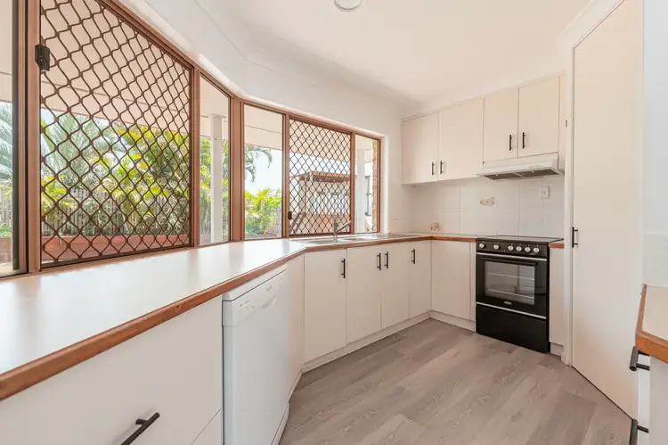 Second view of Homely house listing, 7 Karamea Close, Clinton QLD 4680