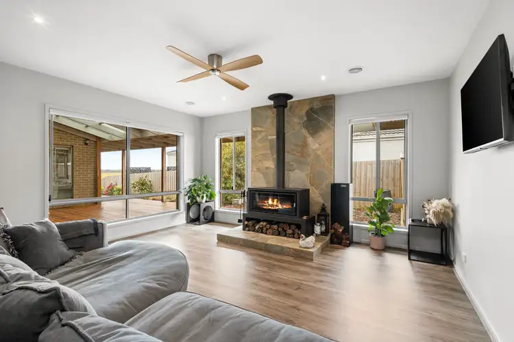 Second view of Homely house listing, 17 Trevena Ridge, Bannockburn VIC 3331