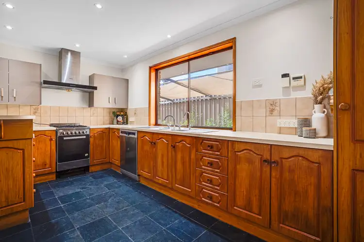Fifth view of Homely house listing, 8 Timcris Court, Wynn Vale SA 5127