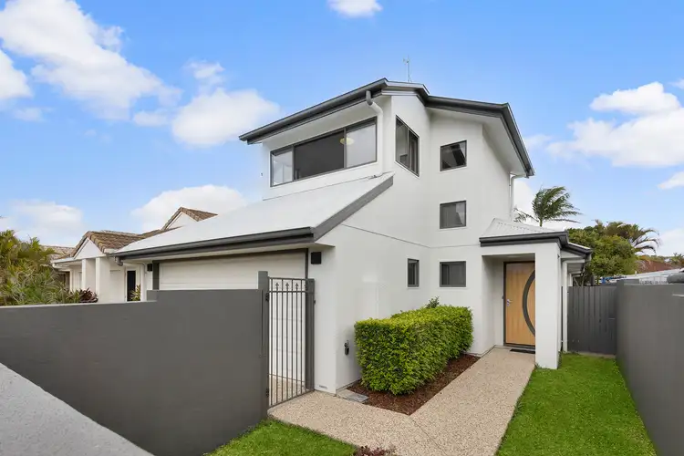 4 Wheeler Crescent, Caloundra West QLD 4551