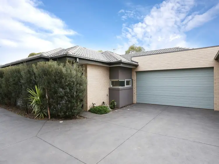 3/37 Van Ness Avenue, Mornington VIC 3931