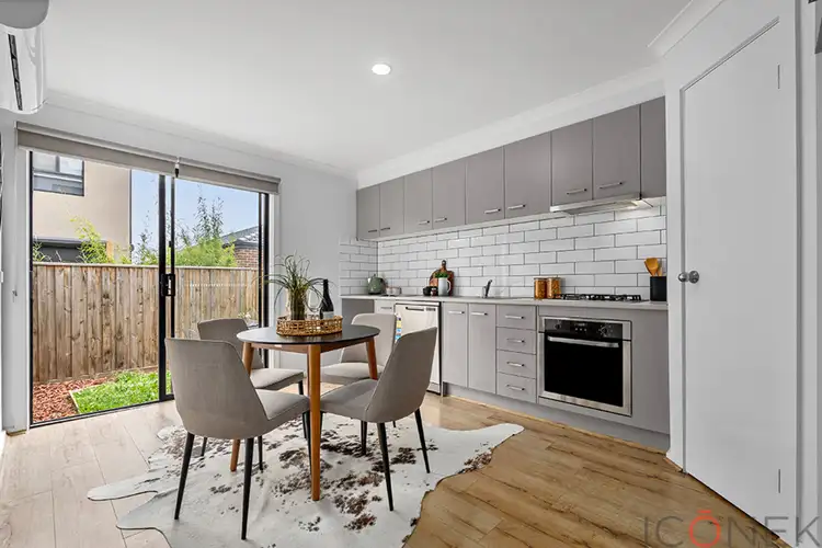 Fifth view of Homely house listing, 15 Daydream Place, Wollert VIC 3750
