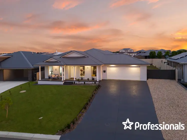 Second view of Homely house listing, 62 Mendel Drive, Kelso NSW 2795