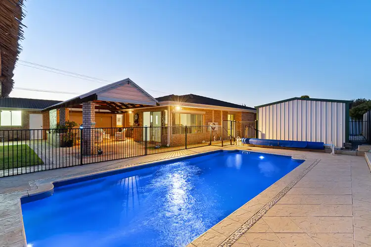 8 Gascoyne Way, Cooloongup WA 6168
