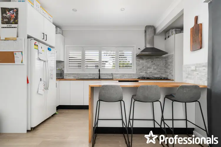 Second view of Homely house listing, 7 Chifley Place, West Bathurst NSW 2795