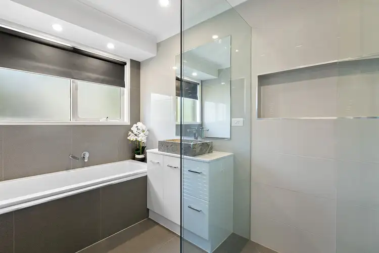 Sixth view of Homely house listing, 7 Firbank Close, Langwarrin VIC 3910