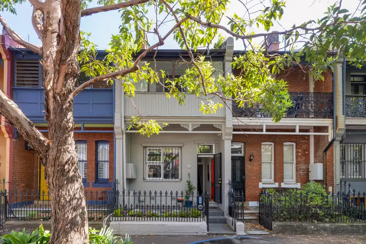 93 Arthur Street