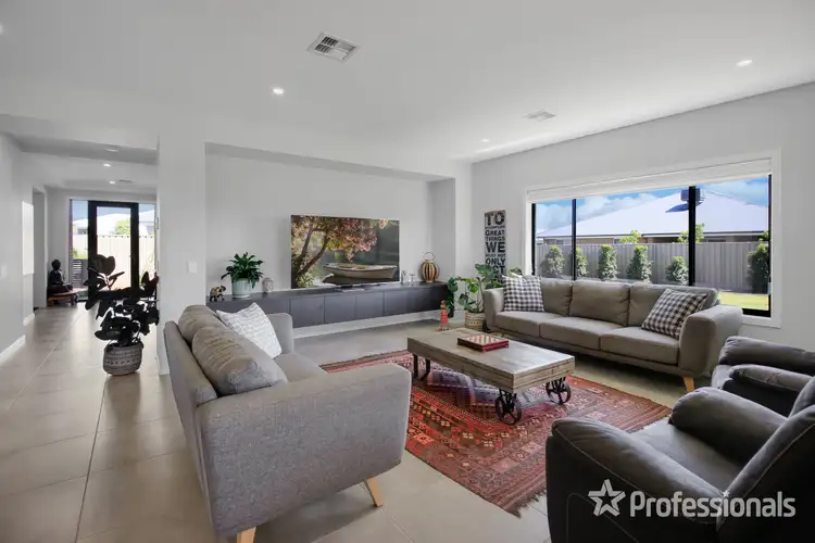 Fifth view of Homely house listing, 9 Hughes Court, Lloyd NSW 2650