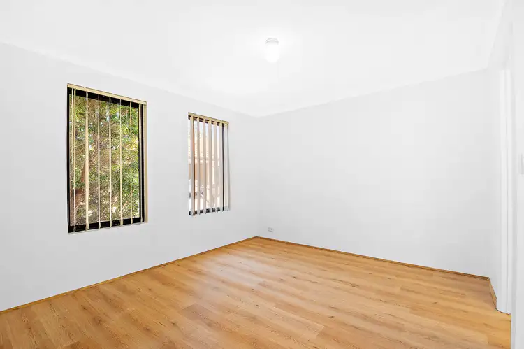 Seventh view of Homely unit listing, 5/59 Third Avenue, Kelmscott WA 6111
