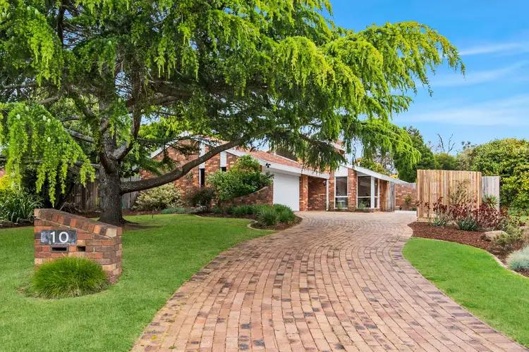 Second view of Homely house listing, 10 Glenbrook Close, Frankston South VIC 3199