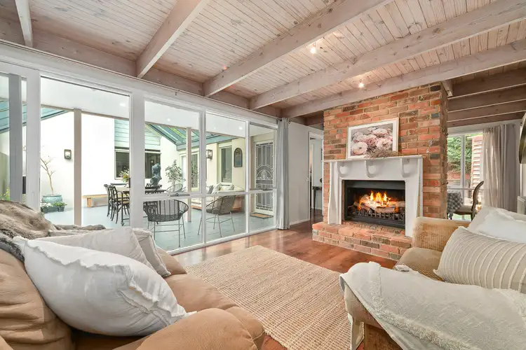 Second view of Homely house listing, 3 Bolte Court, Frankston South VIC 3199