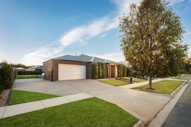 Second view of Homely house listing, 30 Yarrabee Drive, Wirlinga NSW 2640