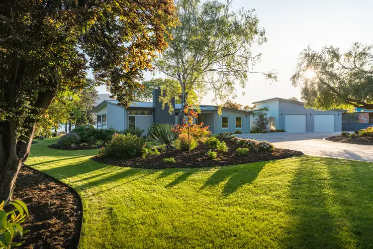 869B Brooker Highway, Rosetta TAS 7010