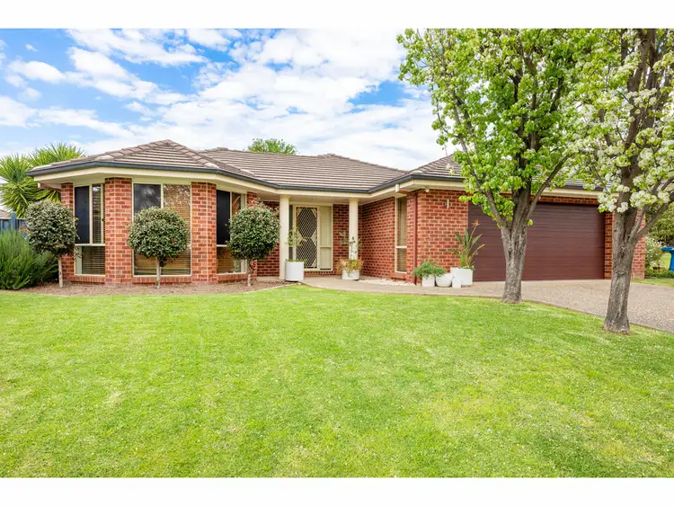 1 Grandeur Place, East Albury NSW 2640