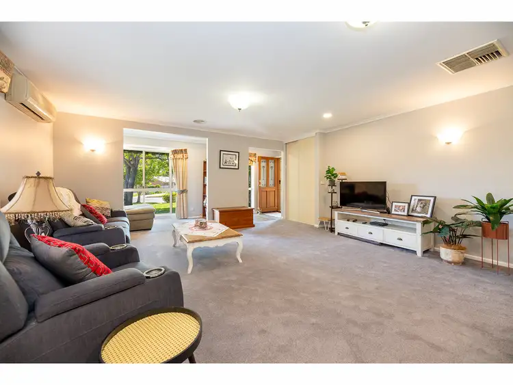 Second view of Homely house listing, 7 Owen Court, Lavington NSW 2641