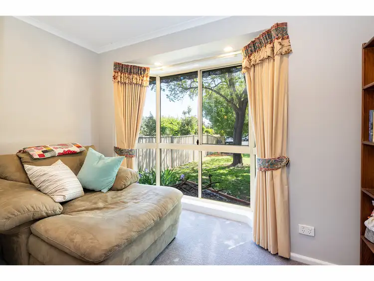 Fourth view of Homely house listing, 7 Owen Court, Lavington NSW 2641