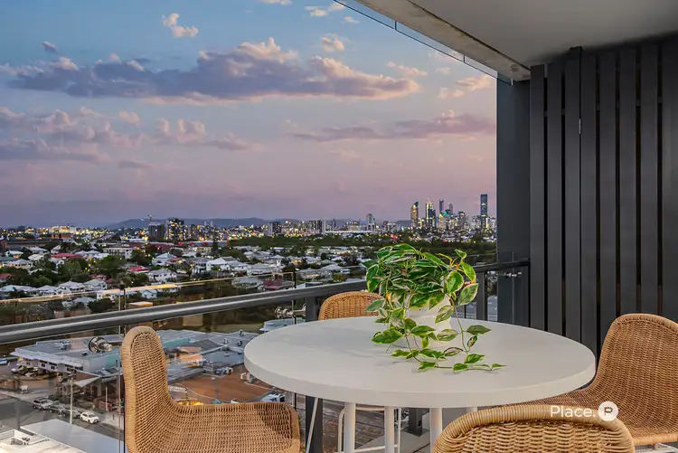 31108/300 Old Cleveland Road, Coorparoo QLD 4151