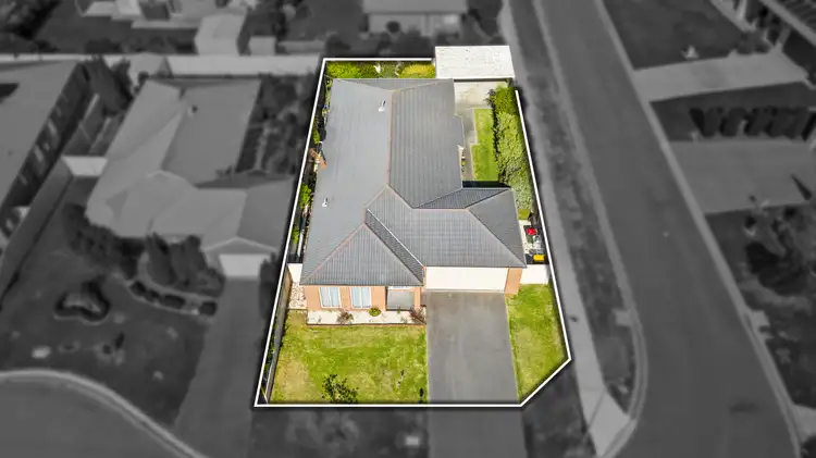 Second view of Homely house listing, 4 Kylie Court, Sale VIC 3850