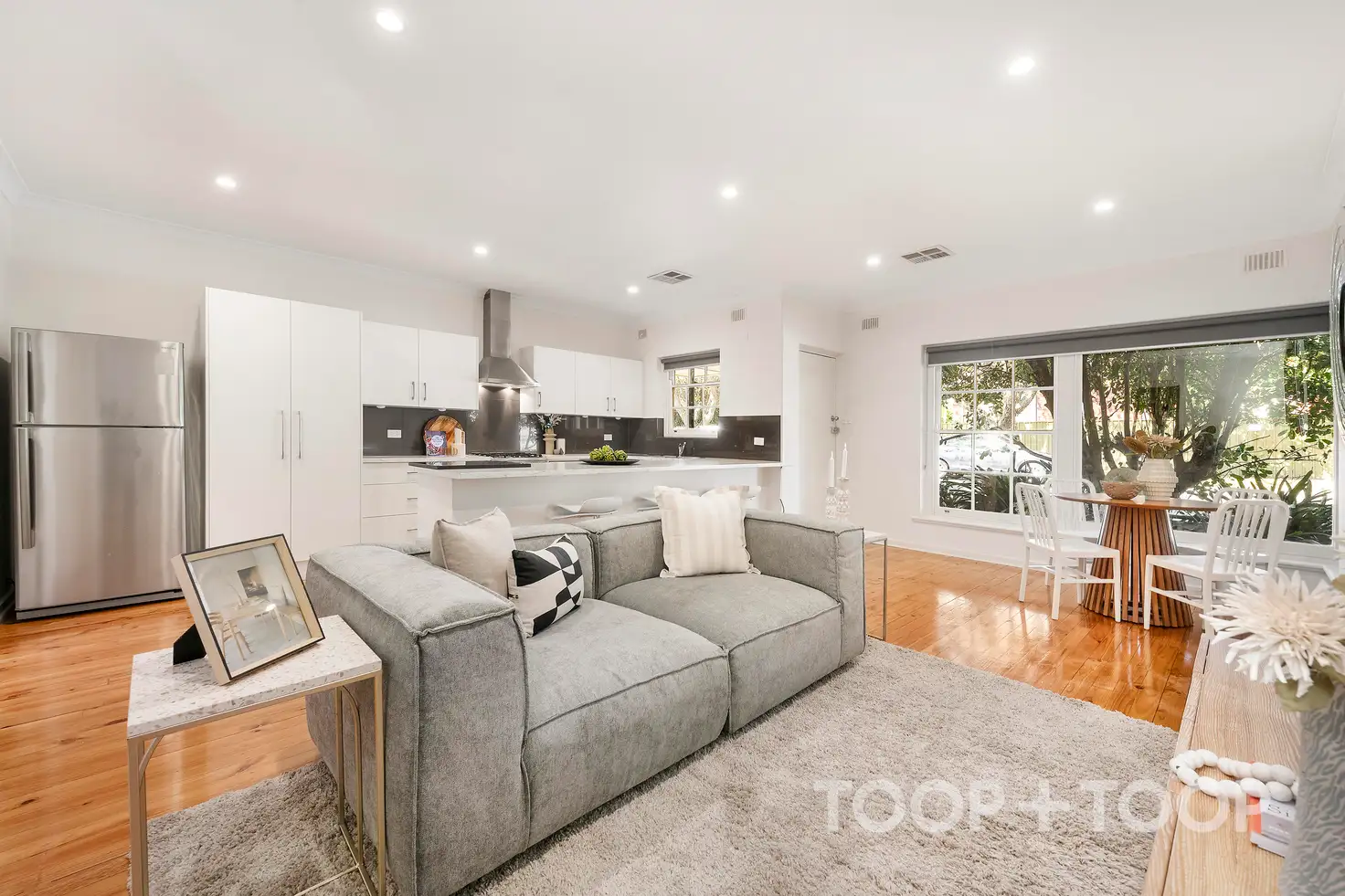 Main view of Homely unit listing, 2/27 Burke Street, Tusmore SA 5065