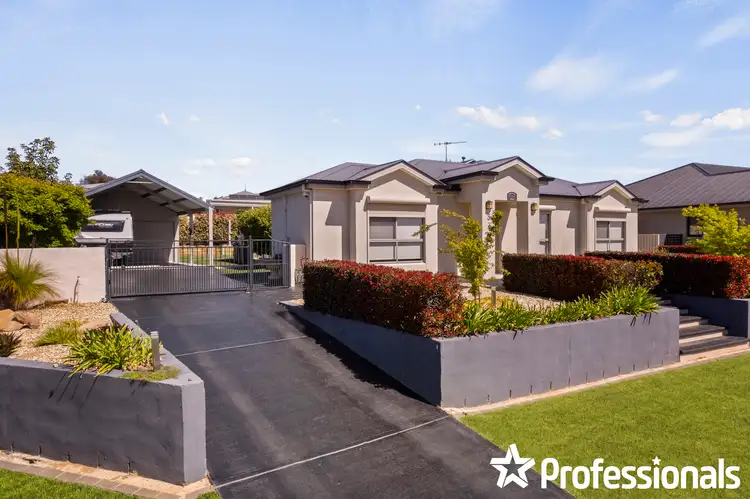 Main view of Homely house listing, 3 Vincent Crescent, Kelso NSW 2795