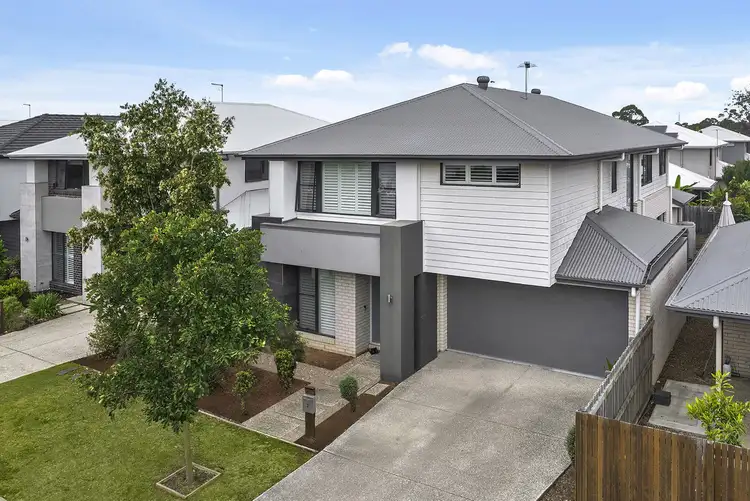 Second view of Homely house listing, 3 Majestic Crescent, Hemmant QLD 4174
