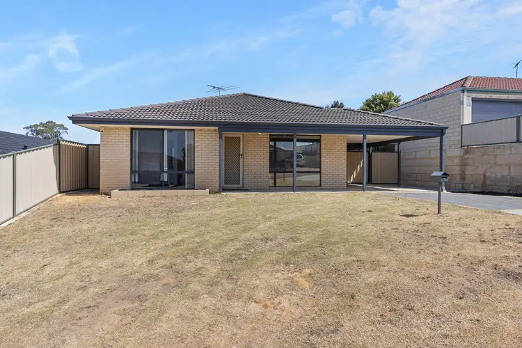 5 Madge Way, Leda WA 6170