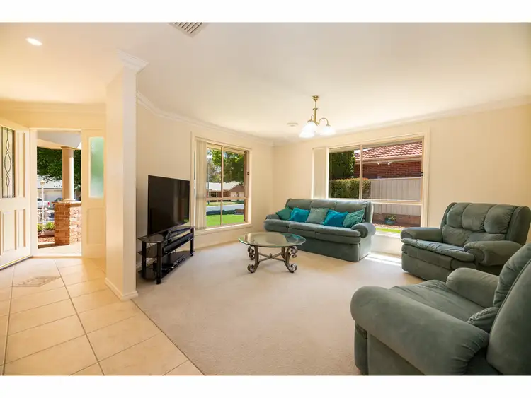 Sixth view of Homely house listing, 33 Winnell Court, Thurgoona NSW 2640