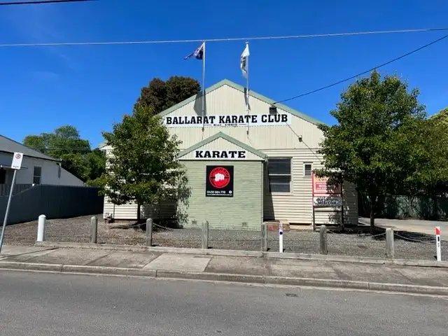 9 Moyle Street