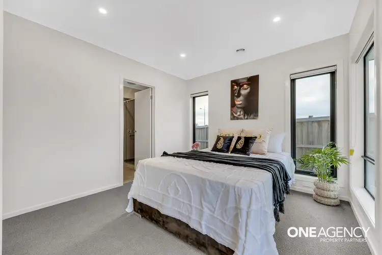 Fifth view of Homely house listing, 31 Generation Crescent, Mambourin VIC 3024