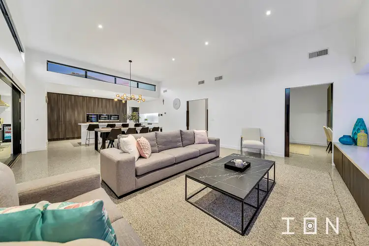 Fifth view of Homely house listing, 10 Willard Court, Berwick VIC 3806